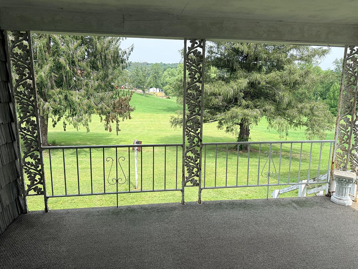 6620 Spring Rd Property Photo 10