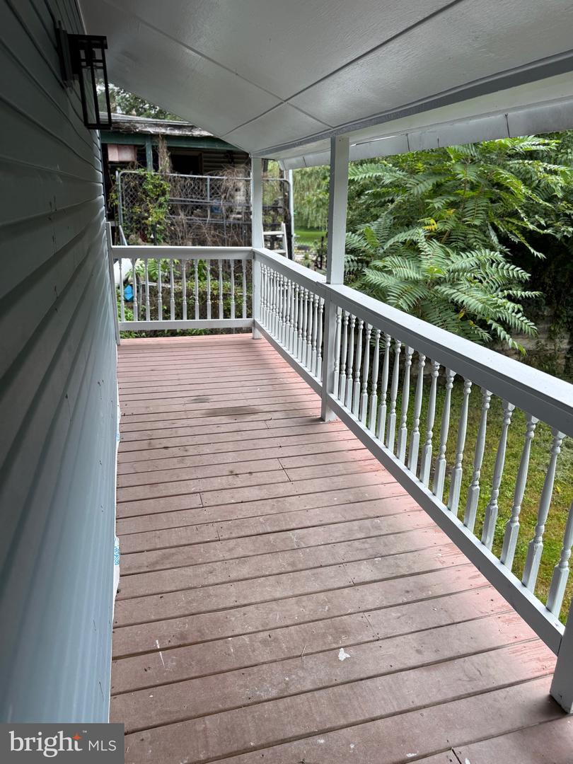 822 N Market St Property Photo 16