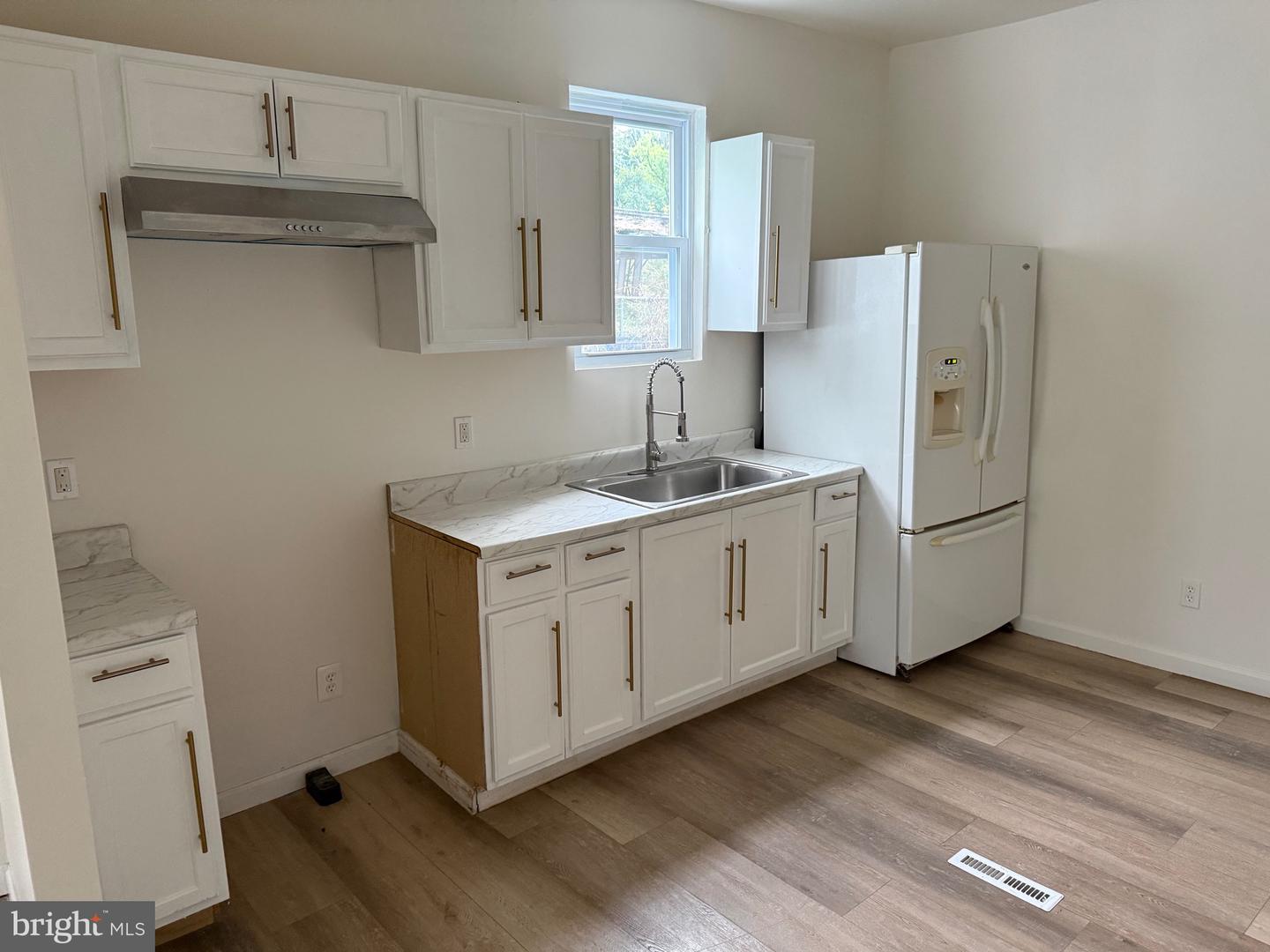 822 N Market St Property Photo 22