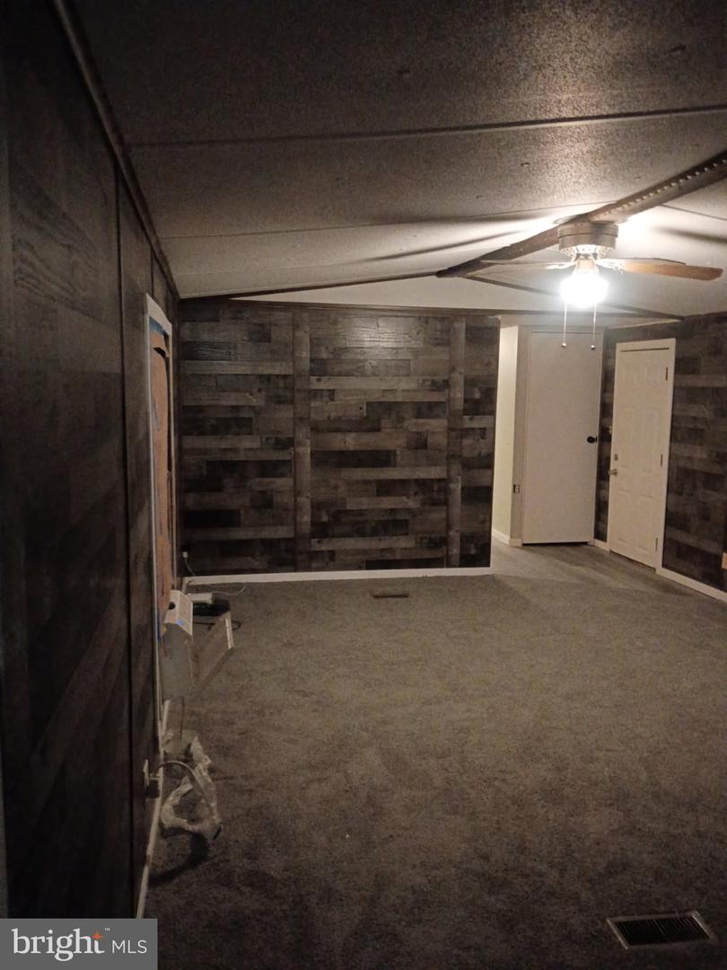 6 Alexander Ave Property Photo 4