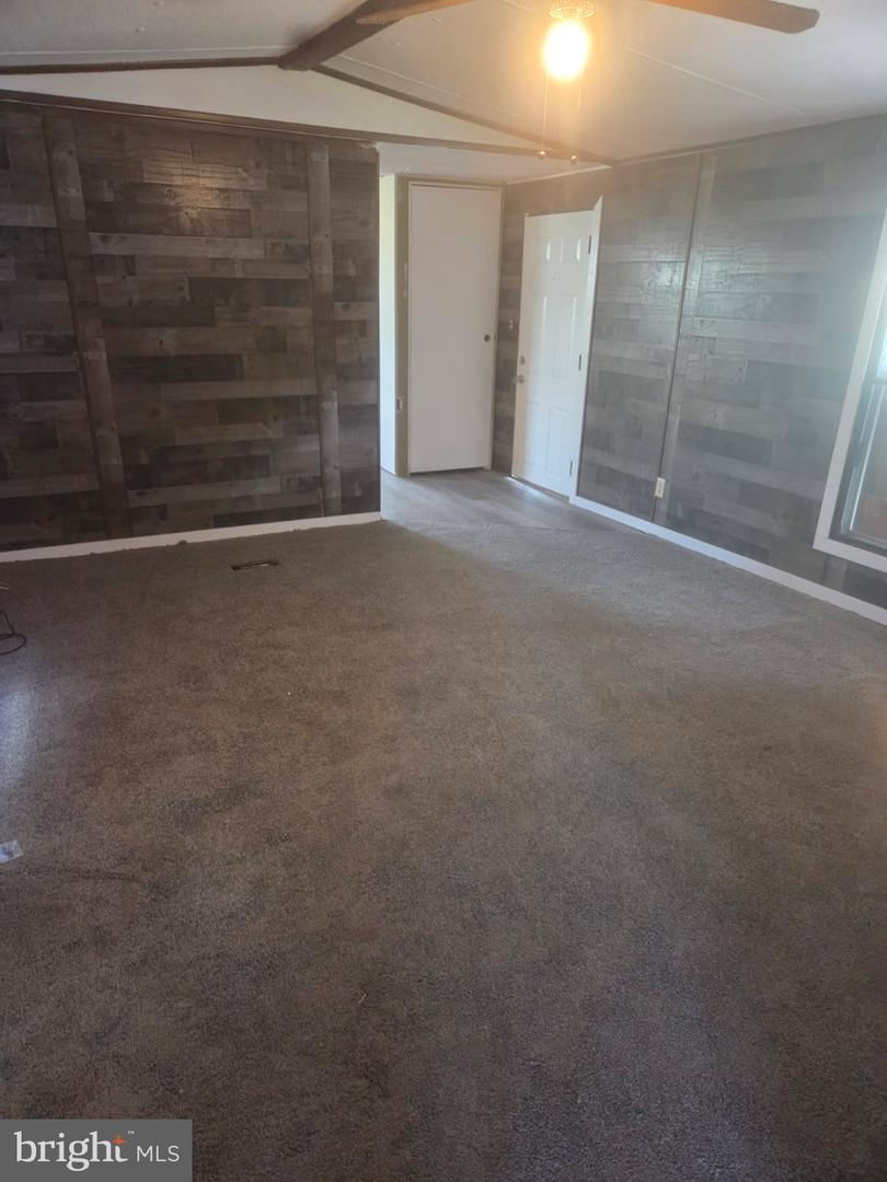 6 Alexander Ave Property Photo 13