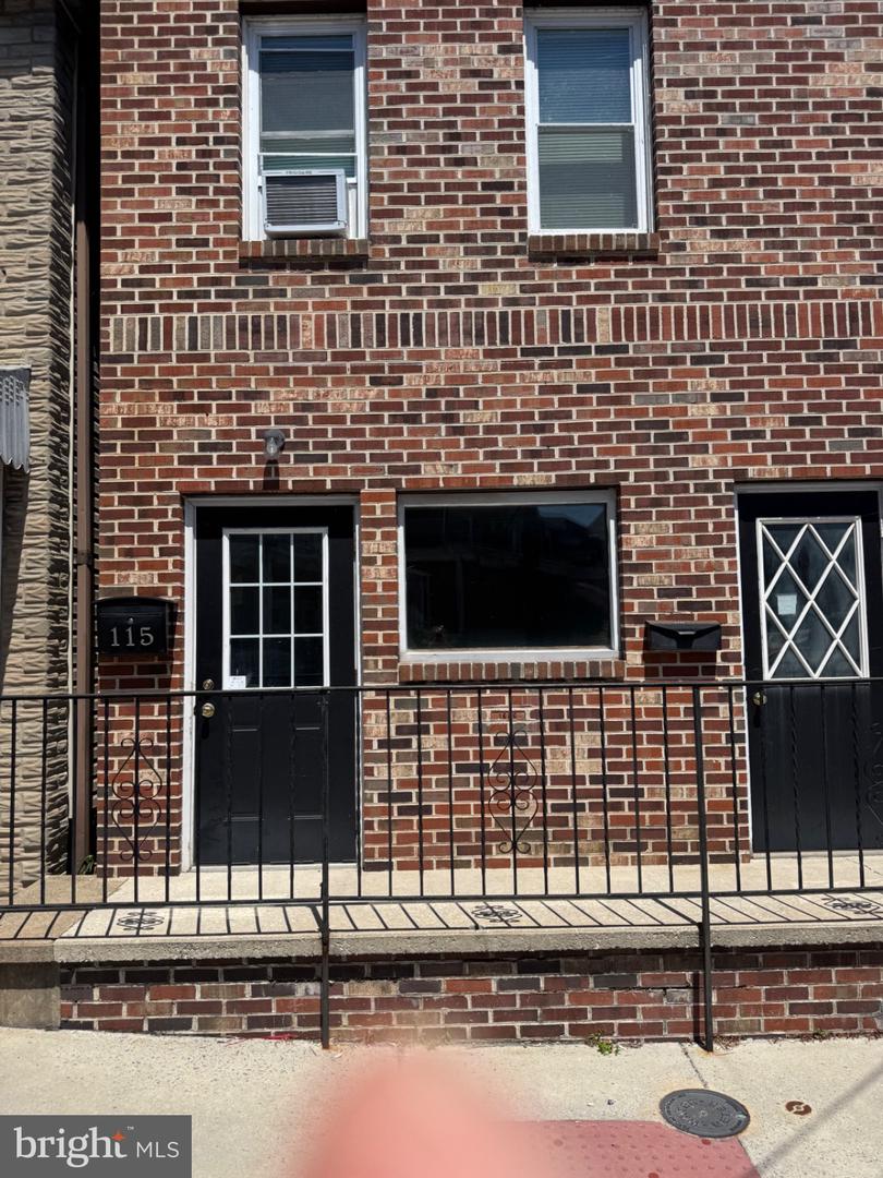 115 Valley Street Ext Property Photo 1