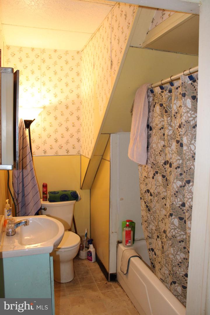 38 S 2nd St Property Photo 7