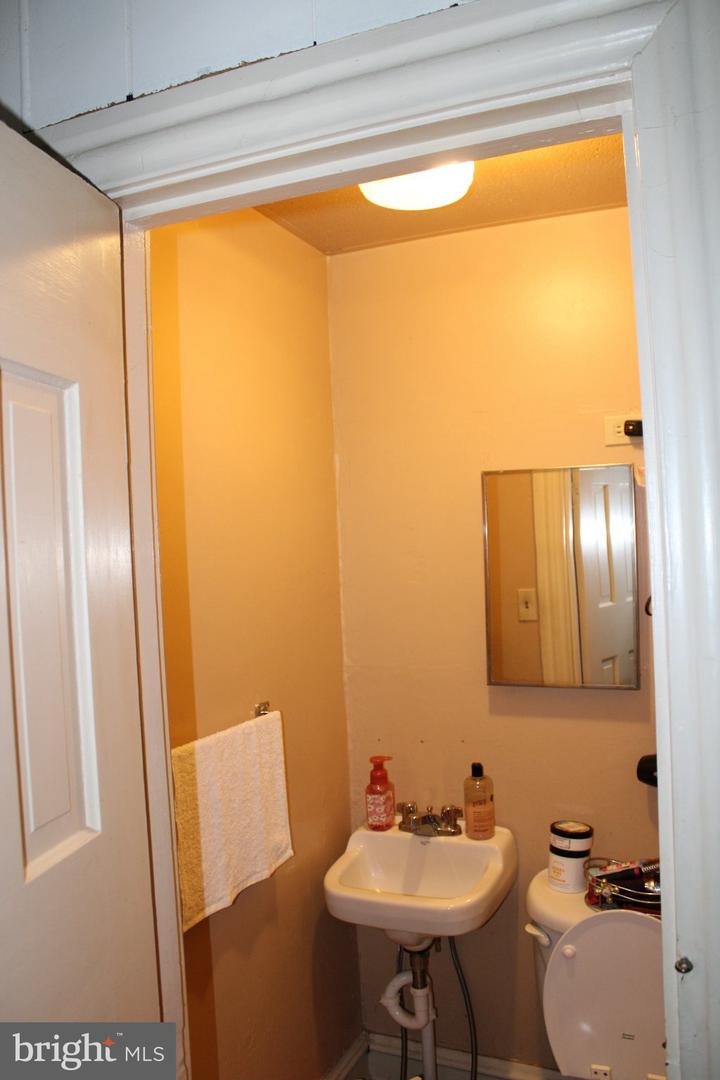 38 S 2nd St Property Photo 24