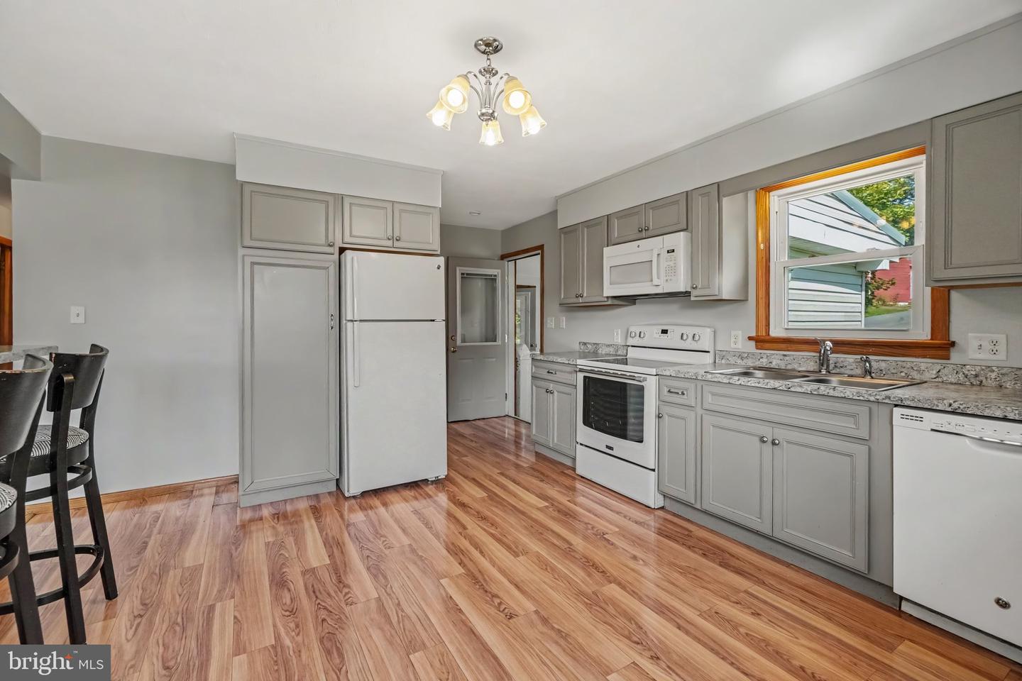 14 Rue Dr Property Photo 7