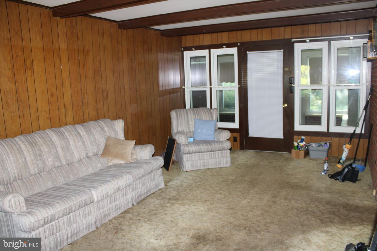 235 Creek Rd Property Photo 6