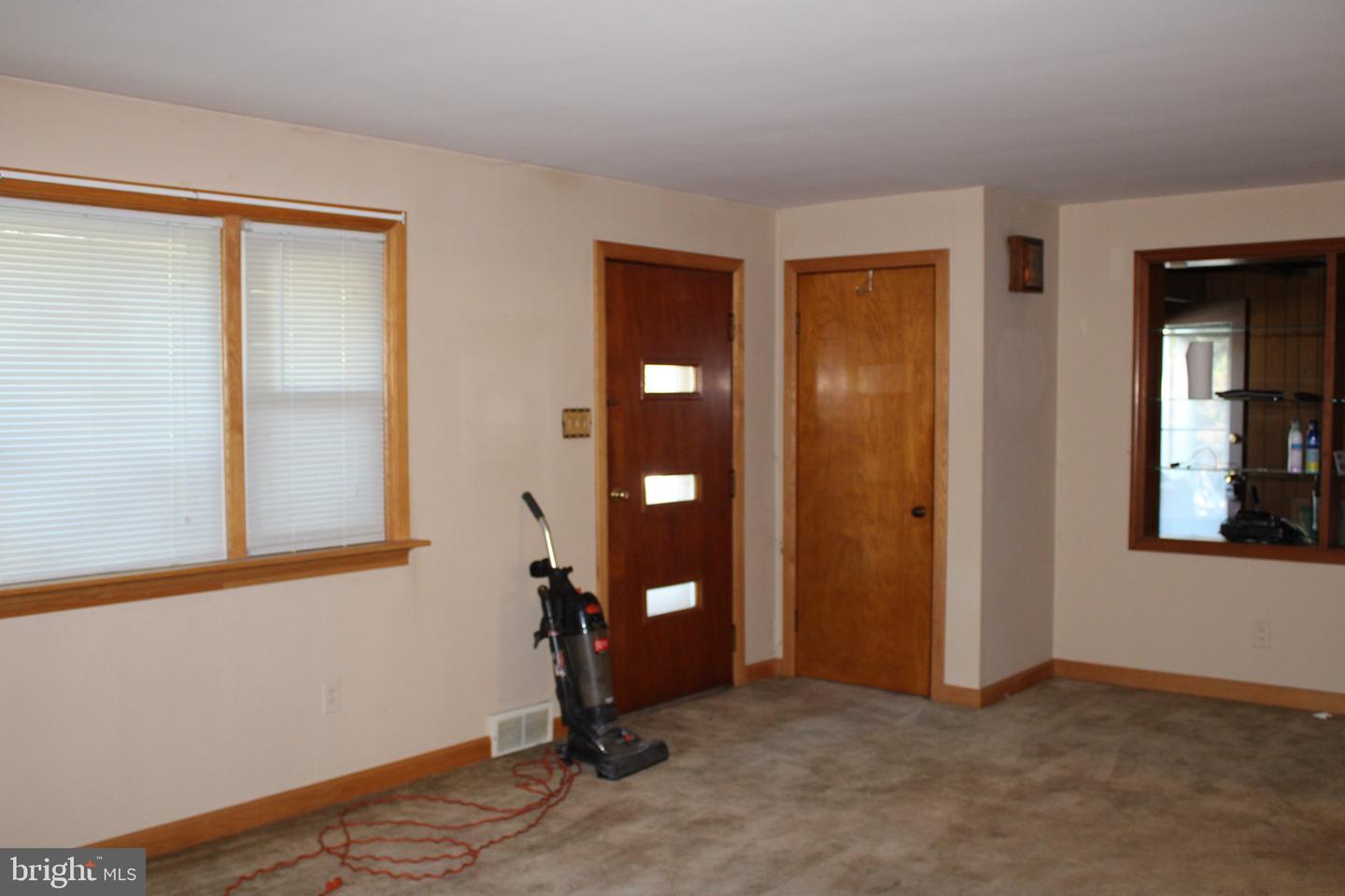 235 Creek Rd Property Photo 23