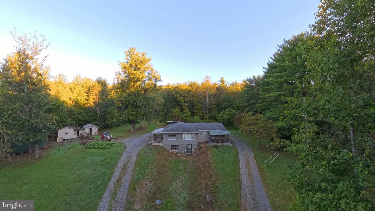 410 Buckwheat Valley Rd Property Photo 1