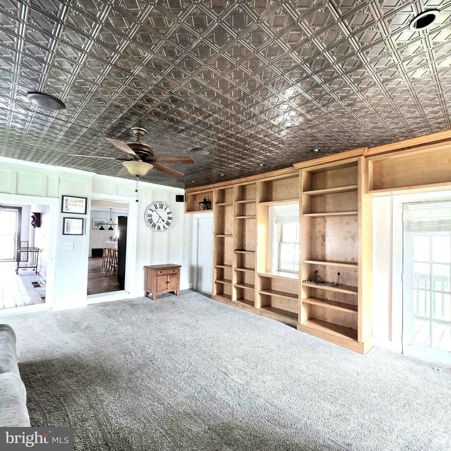 202 E Main St Property Photo 27