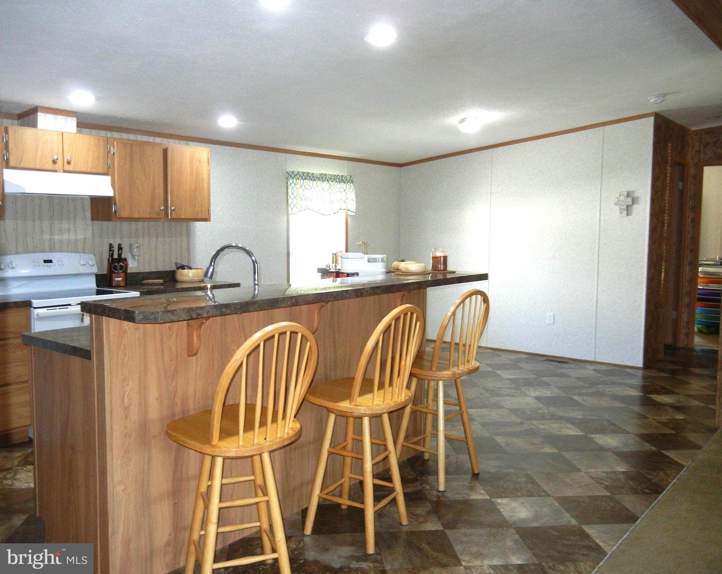44 Meadowview Dr Property Photo 7