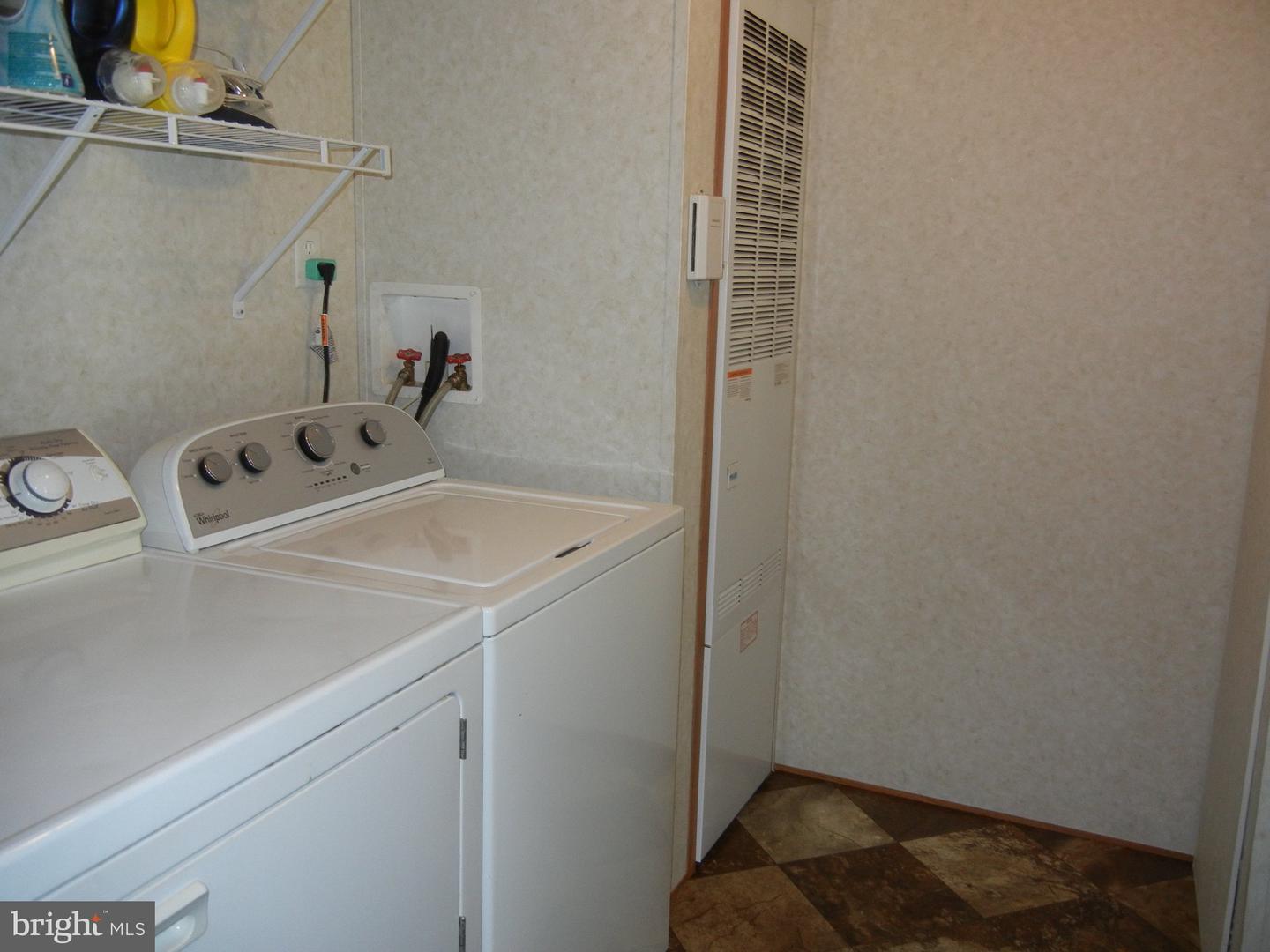 44 Meadowview Dr Property Photo 19