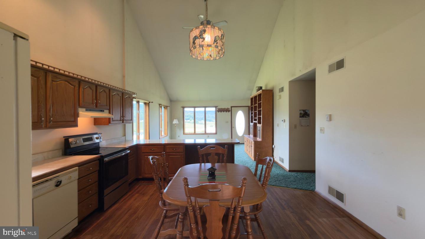 135 Pike Rd Property Photo 16