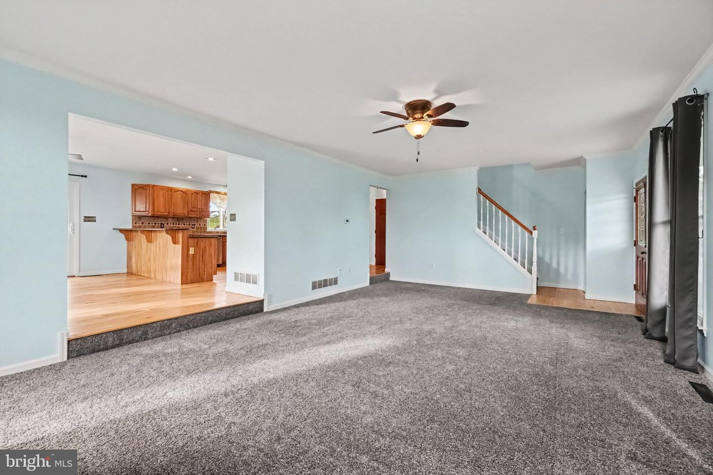 611 Fairground Rd Property Photo 8