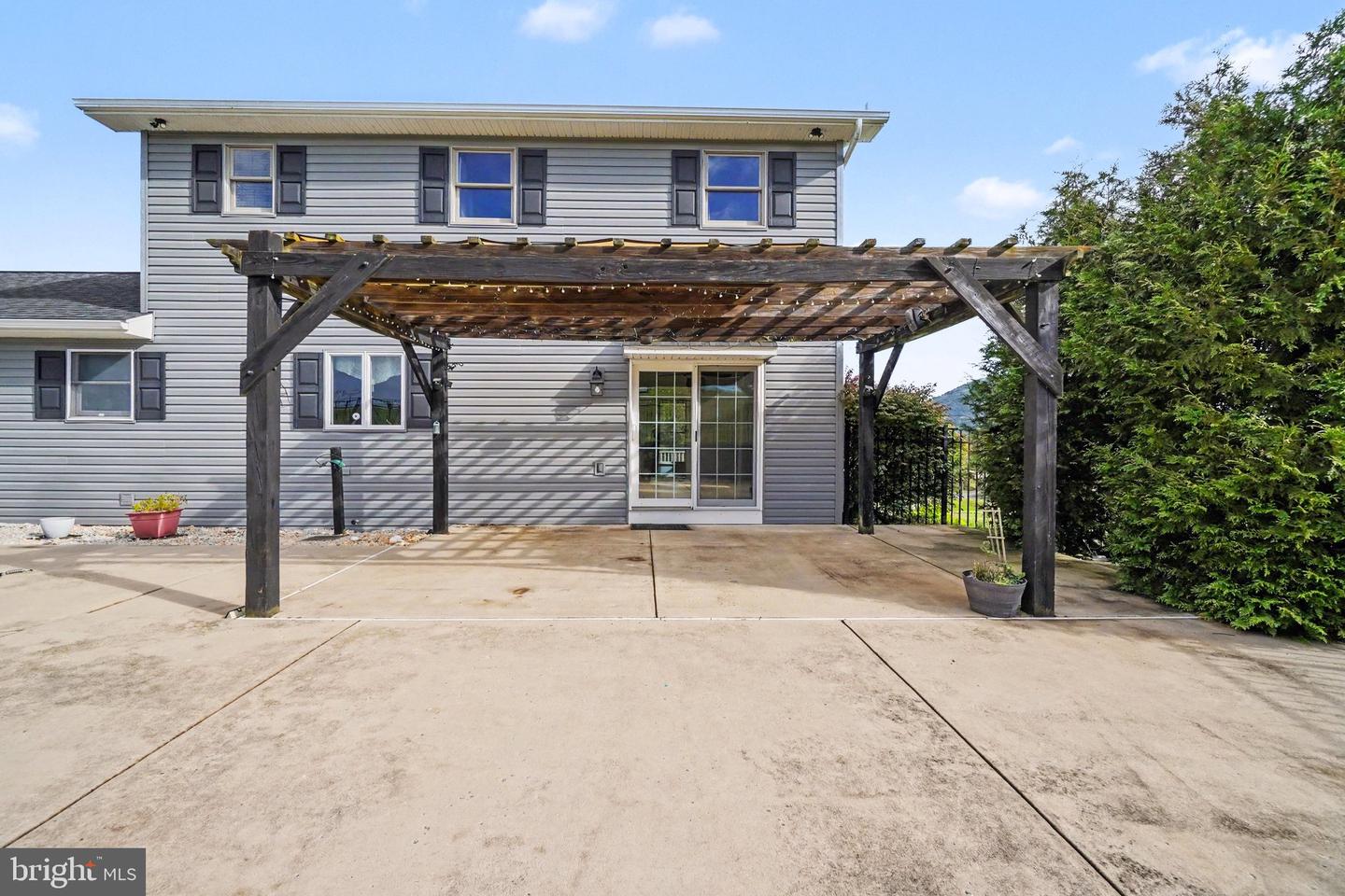 611 Fairground Rd Property Photo 31