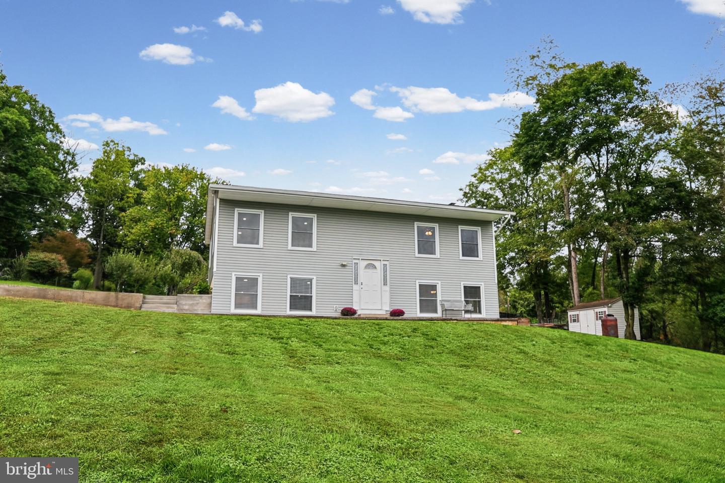 285 Linton Hill Rd Property Photo 1