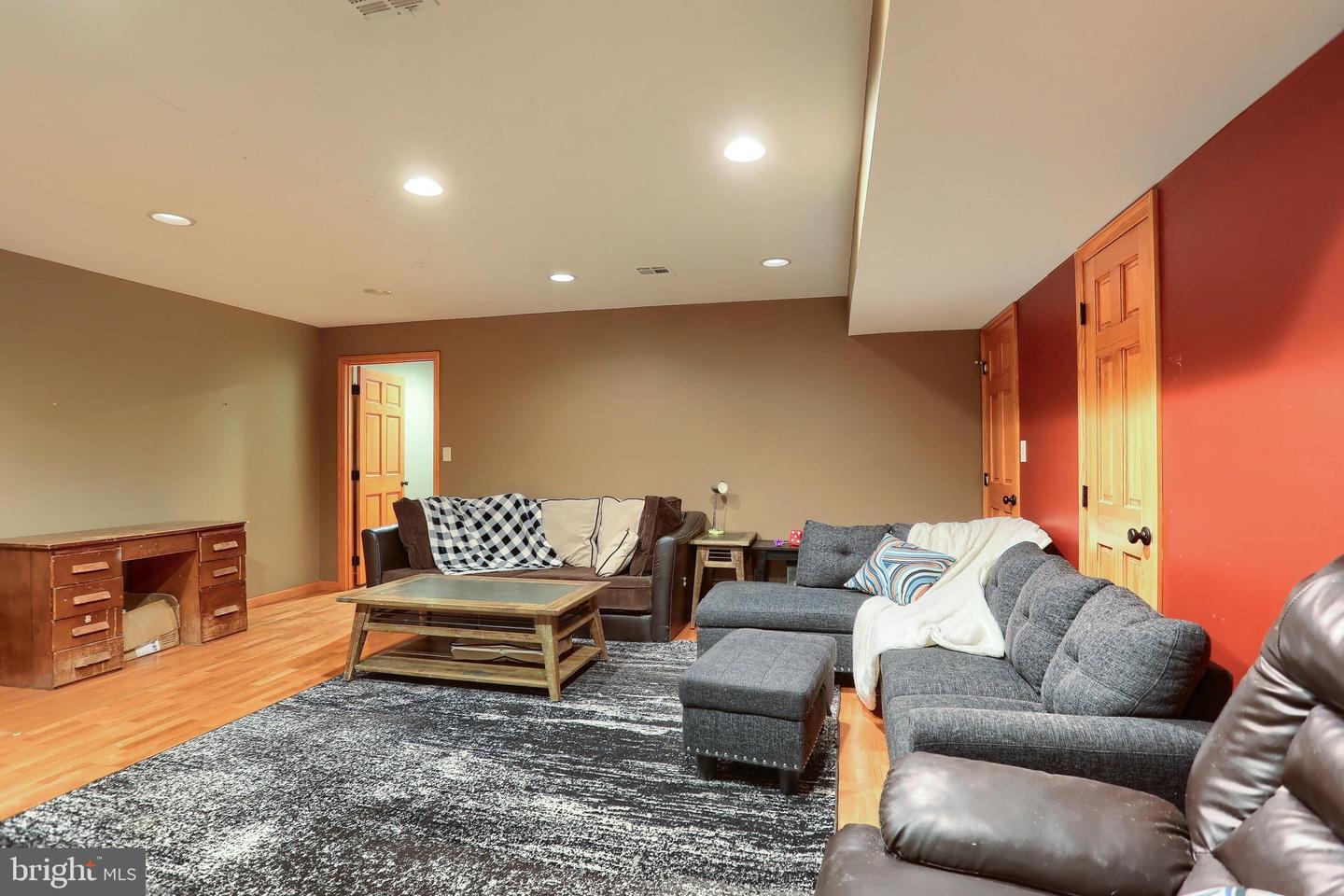 1385 Germantown Rd Property Photo 27