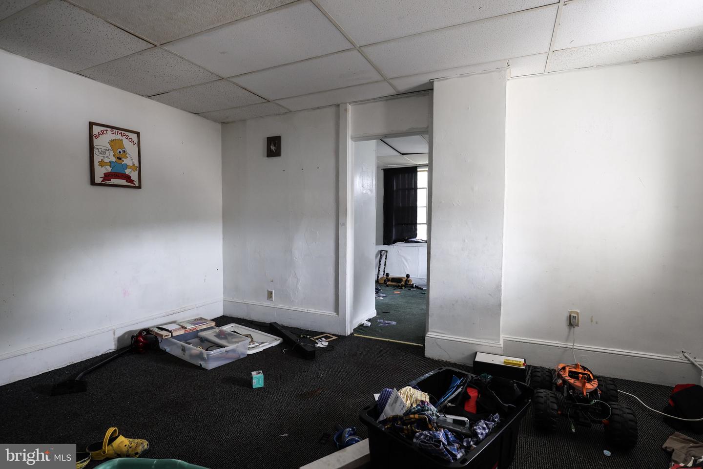 200 E Main St Property Photo 45