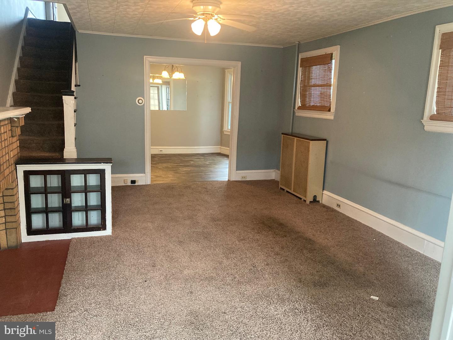 2054 W Market St Property Photo 13