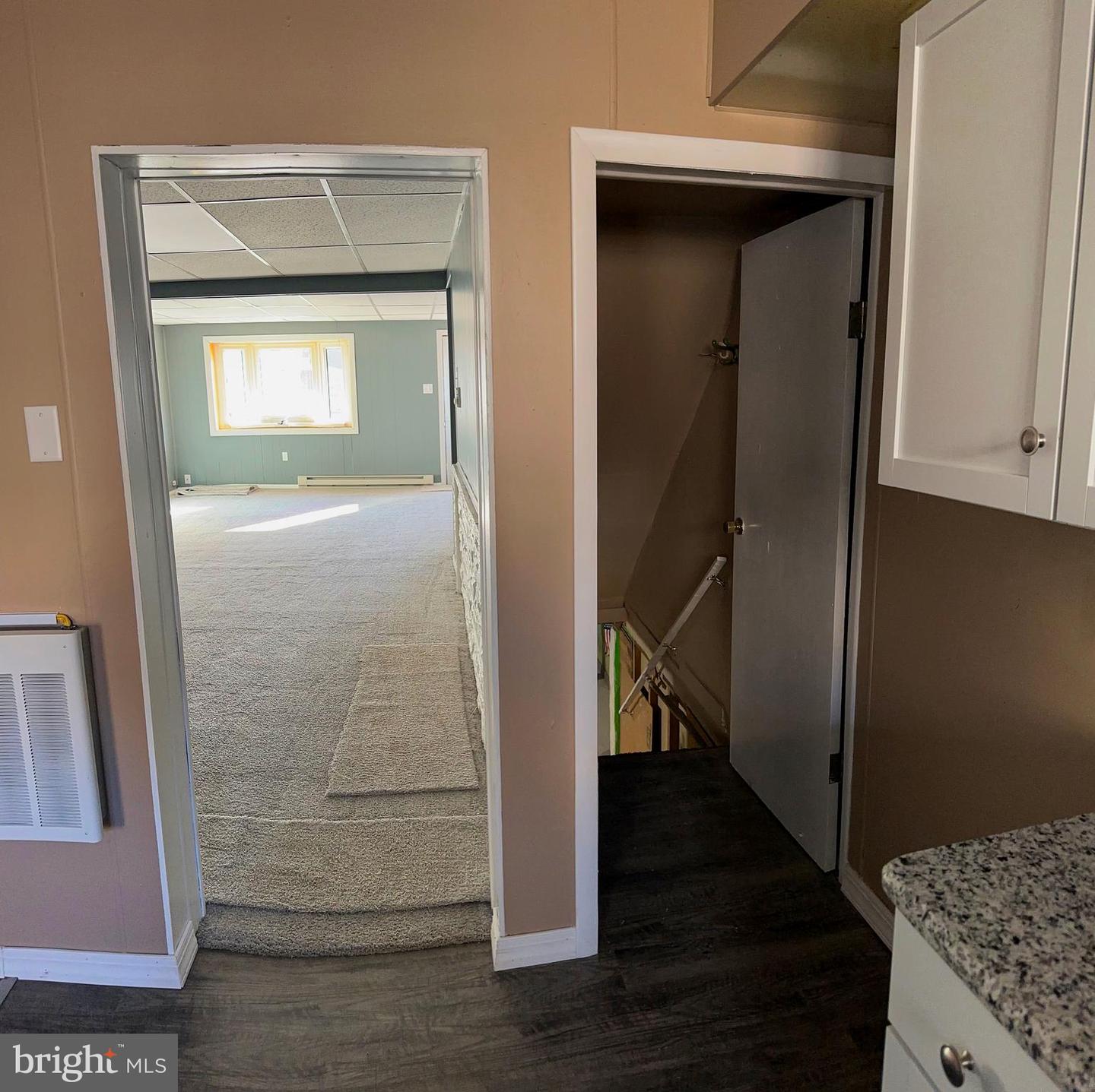 267 Clay St Property Photo 12