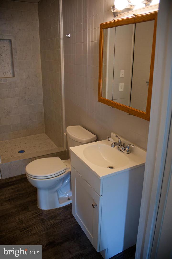 267 Clay St Property Photo 19
