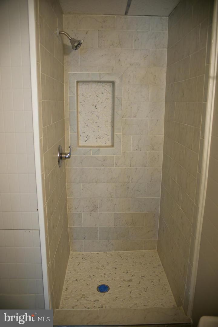 267 Clay St Property Photo 20