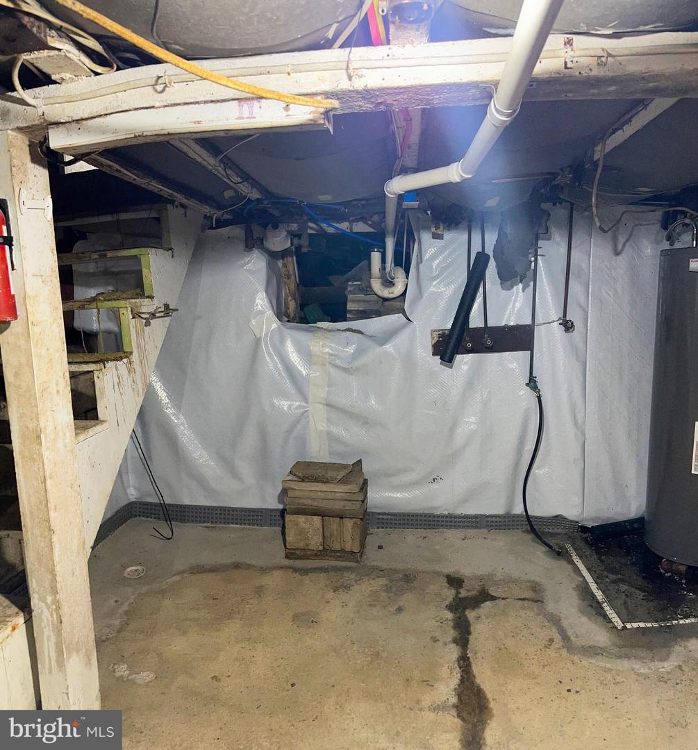 267 Clay St Property Photo 48