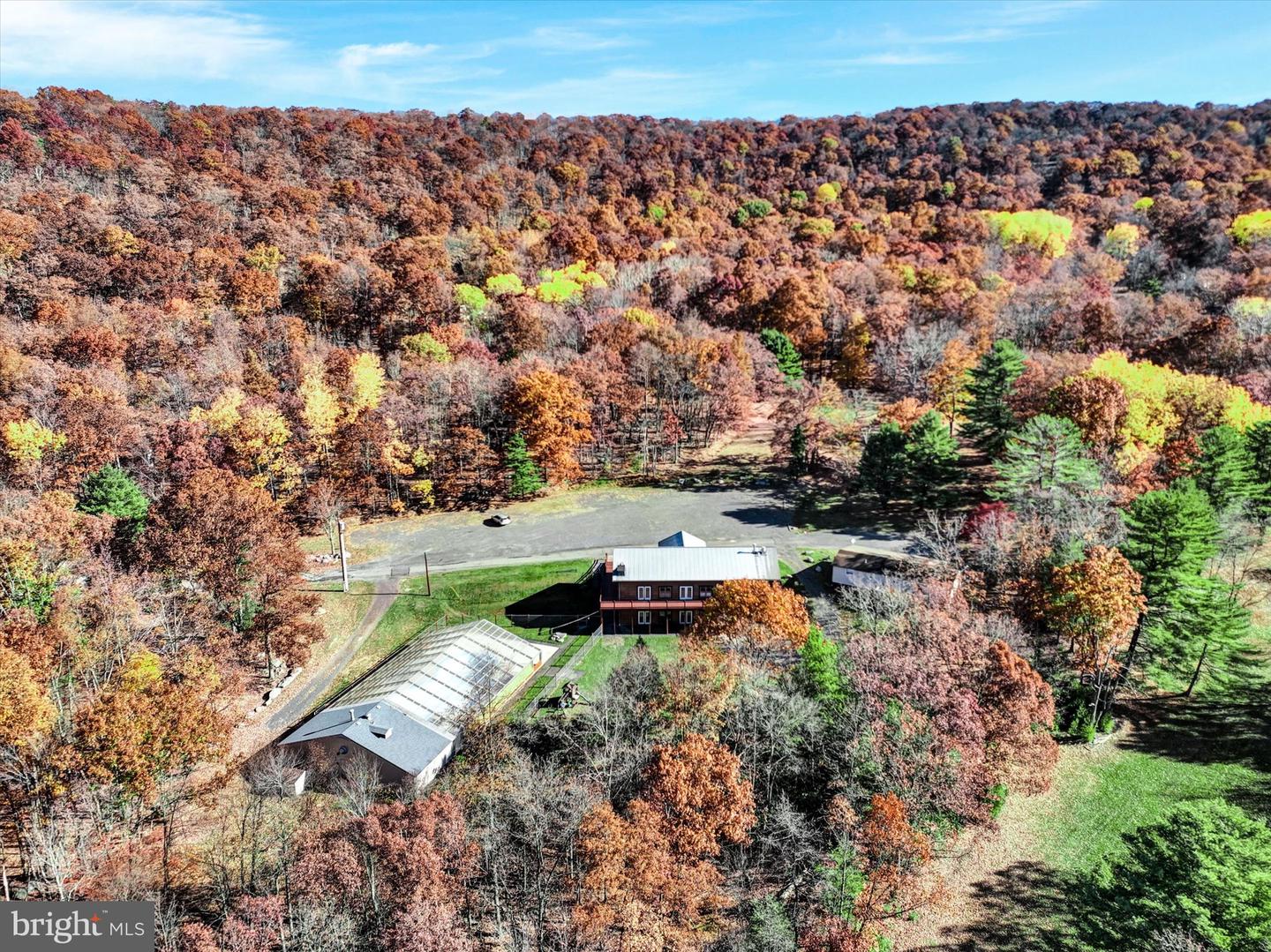 100 Snowridge Circle Property Photo 10