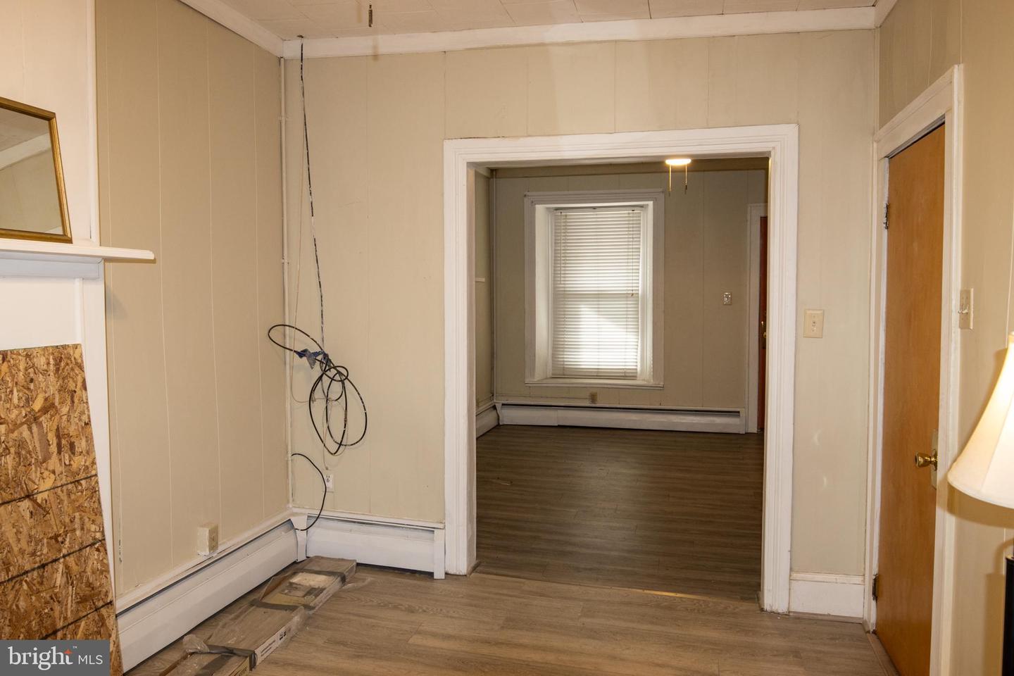 319 S 2nd St Property Photo 8