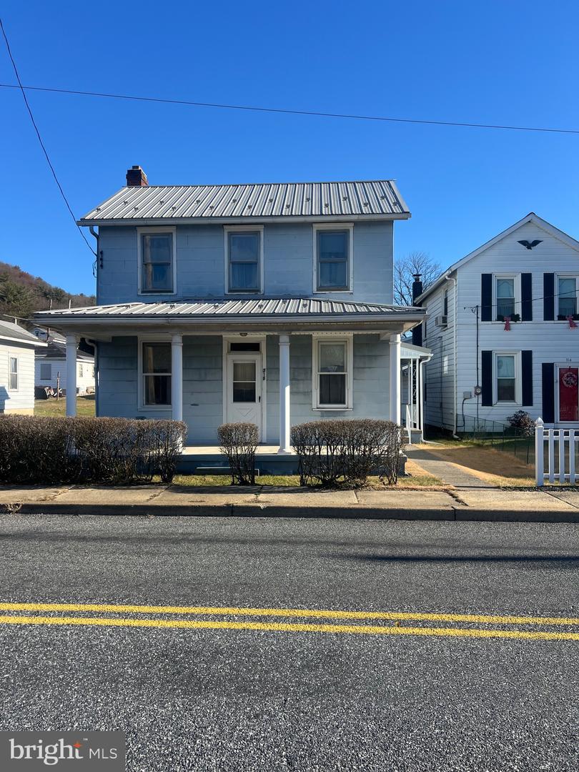 318 E Railroad Ave Property Photo