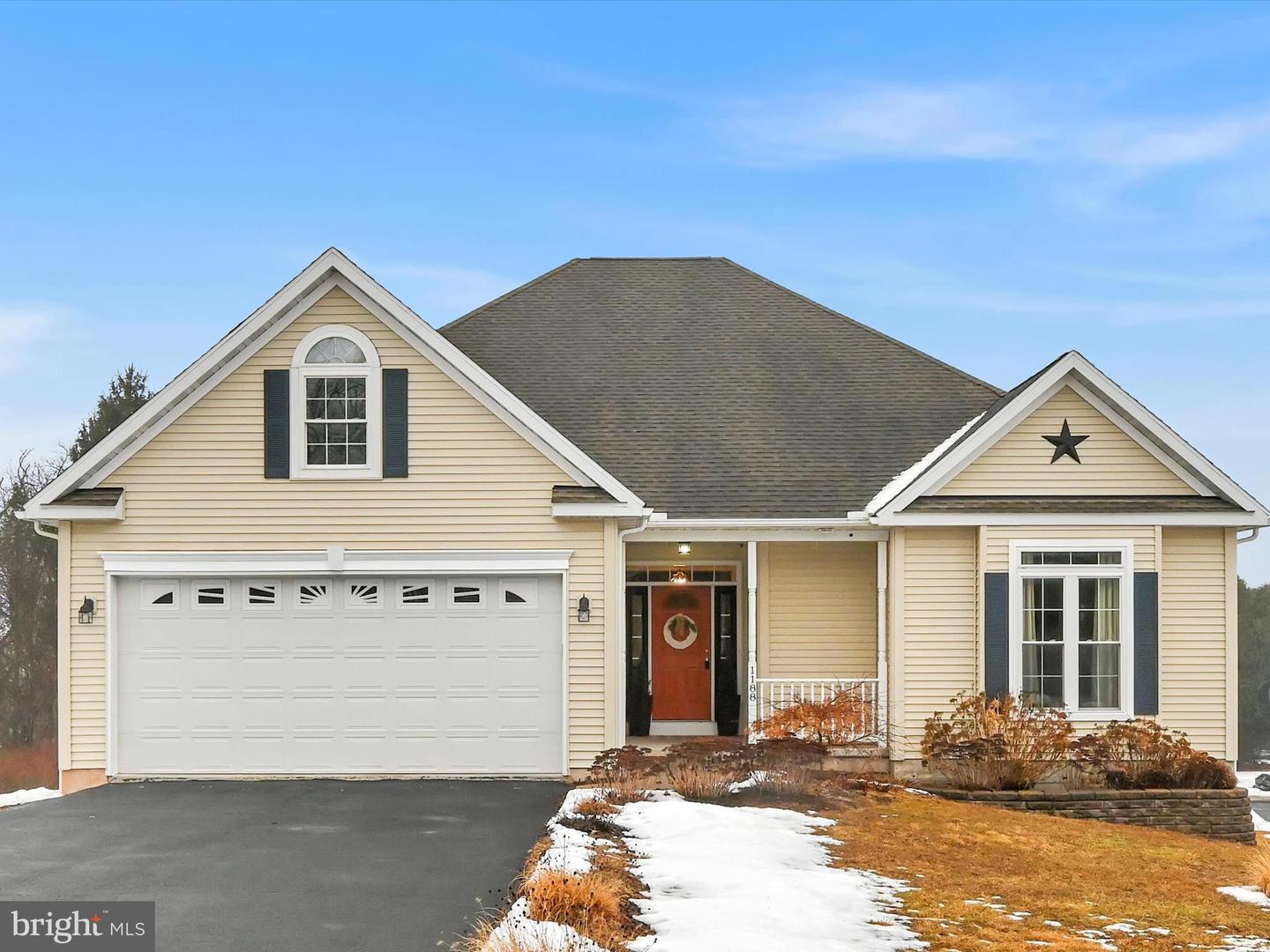 1188 Custer Dr Property Photo