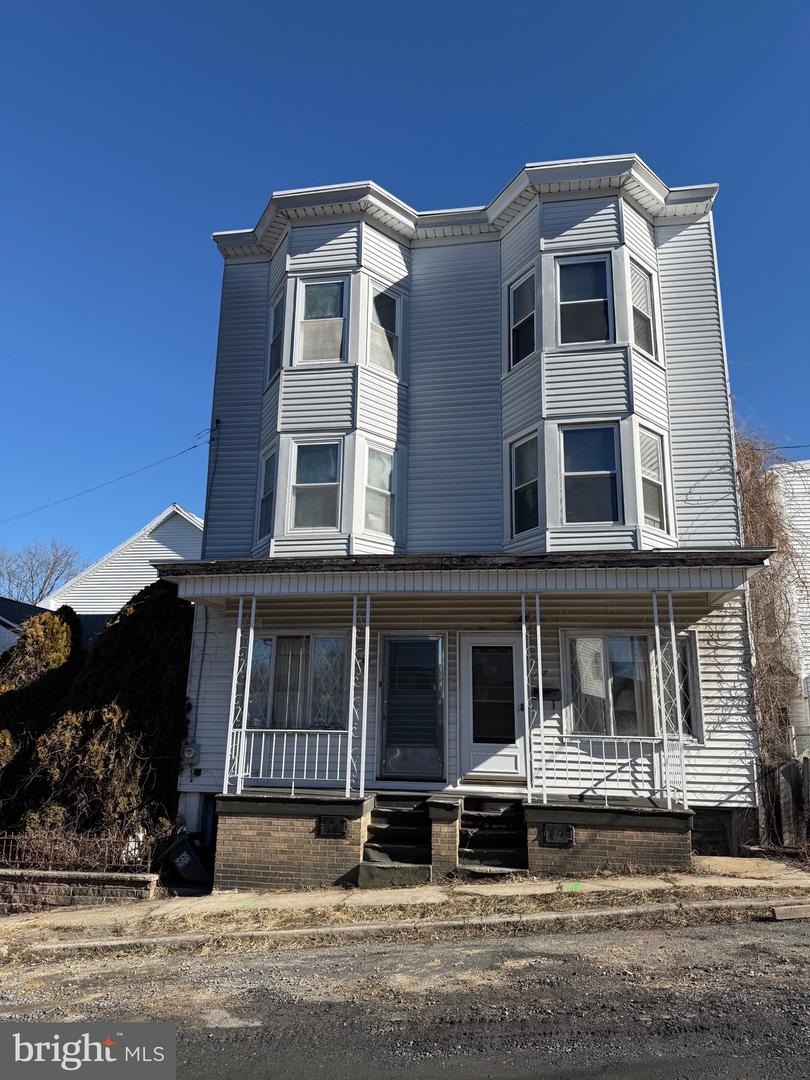 85 S B St Property Photo