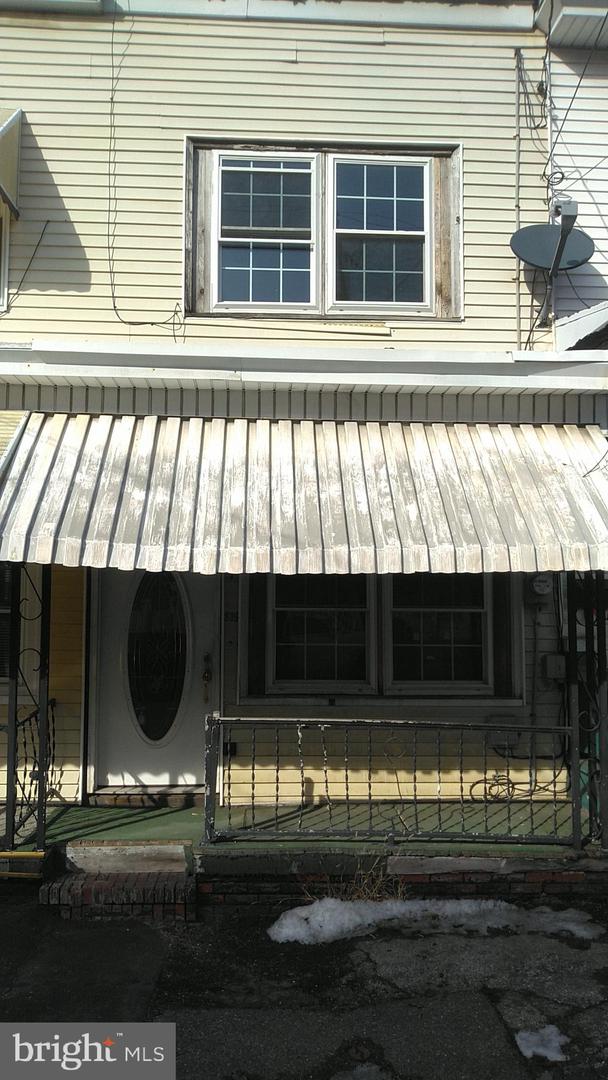 619 E MAHANOY ST Property Photo 1