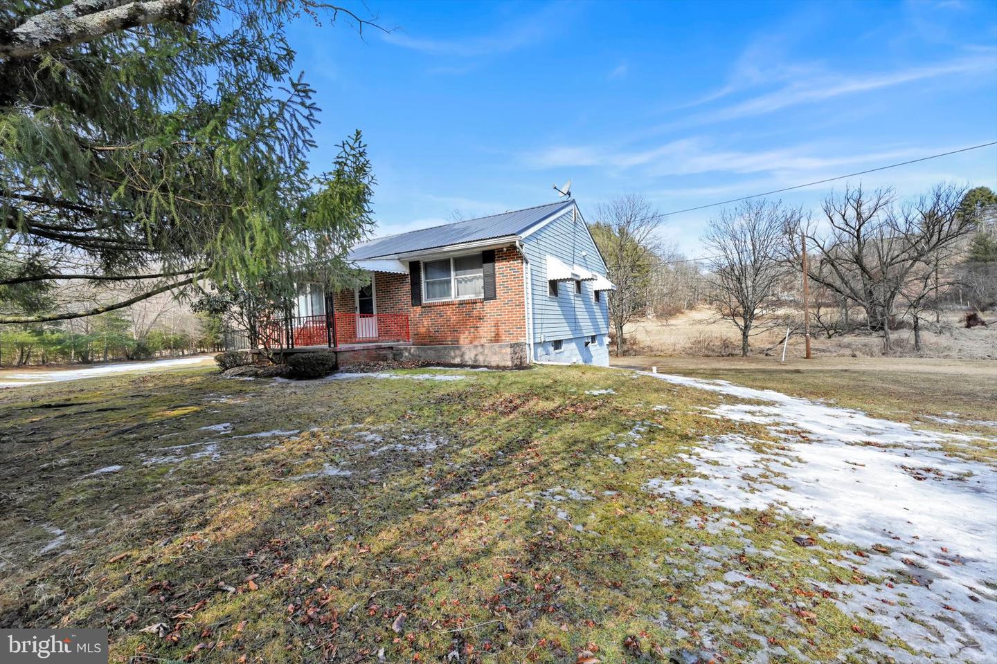 279 Meadow Dr Property Photo