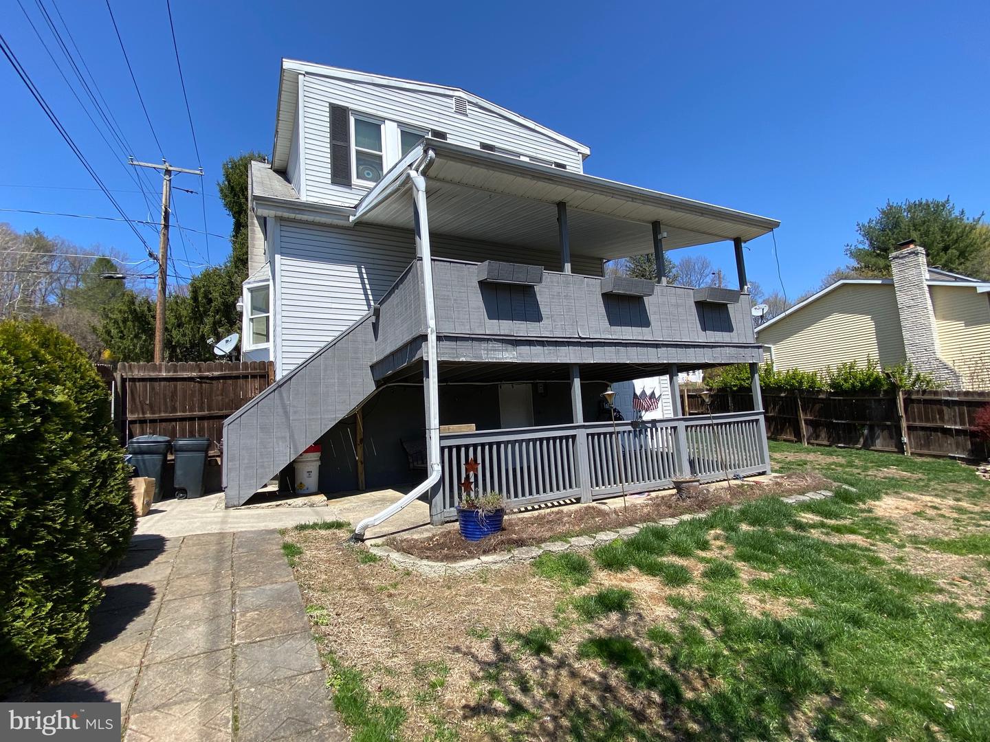939 S Seneca Street Property Photo 22
