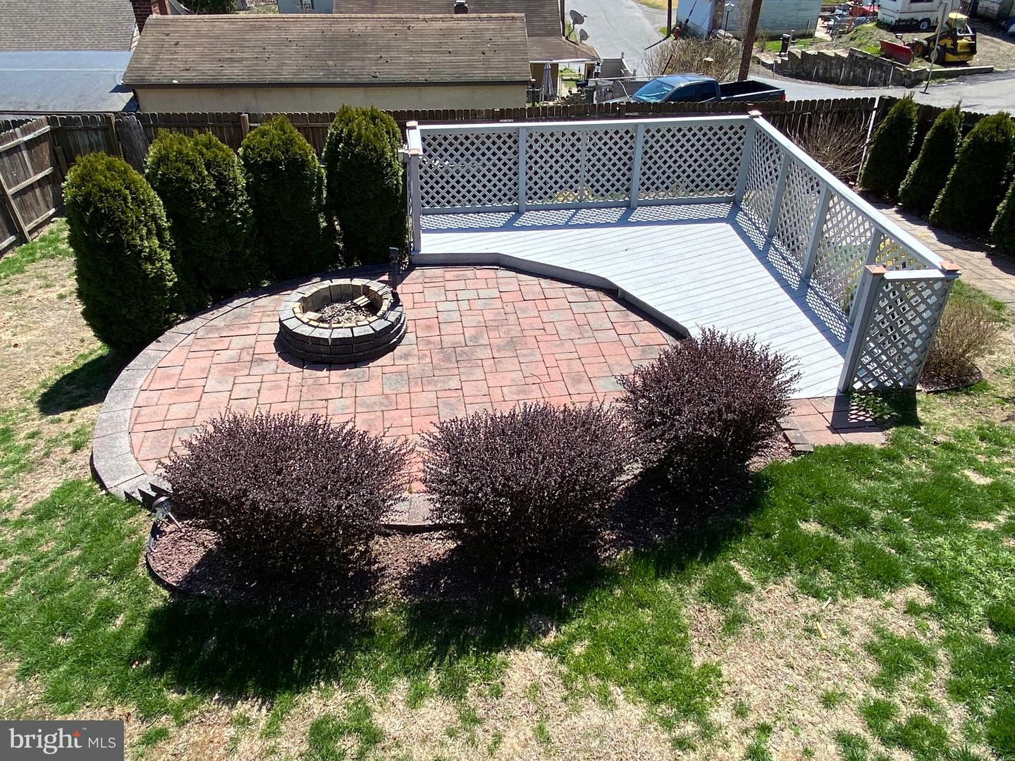 939 S Seneca Street Property Photo 26