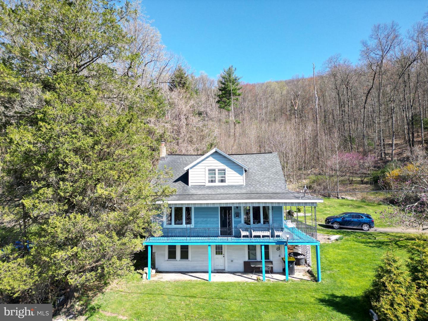 690 High Rd Property Photo