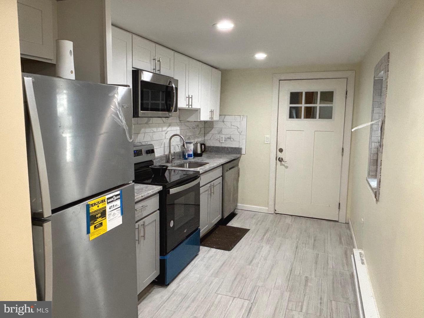 819 Market St Property Photo 5