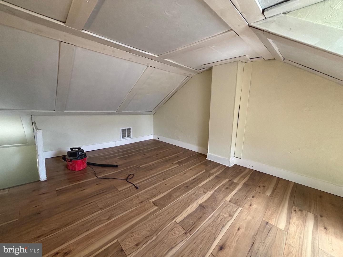 819 Market St Property Photo 18