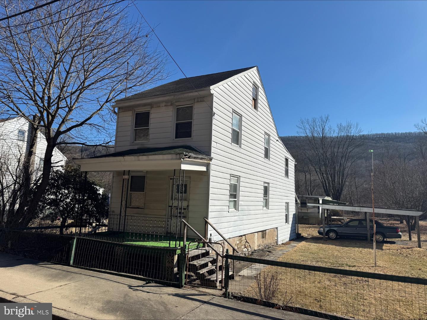 404 Oakland Ave Property Photo