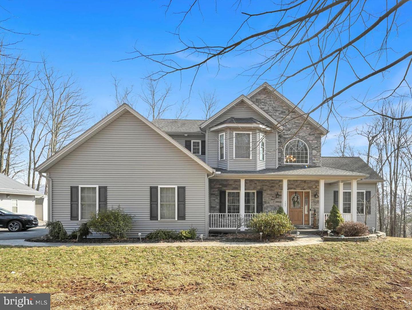 17980 Real Estate Listings Main Image
