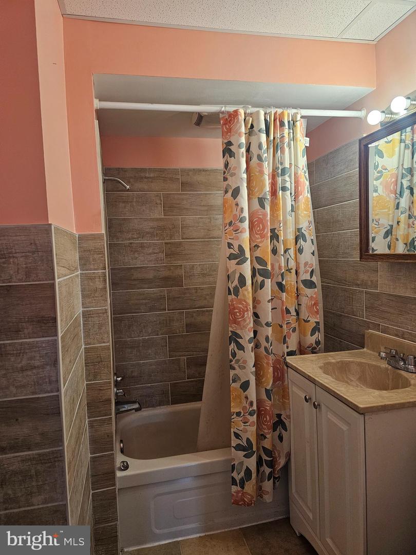 125 Pike St Property Photo 4