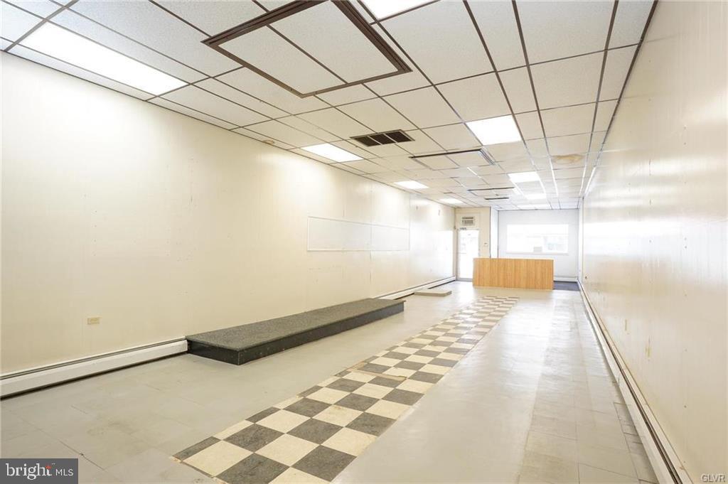 46 W Broad St Property Photo 14