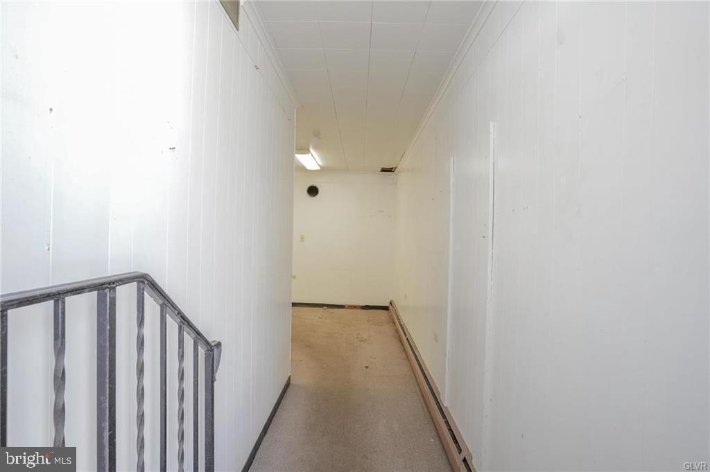46 W Broad St Property Photo 22