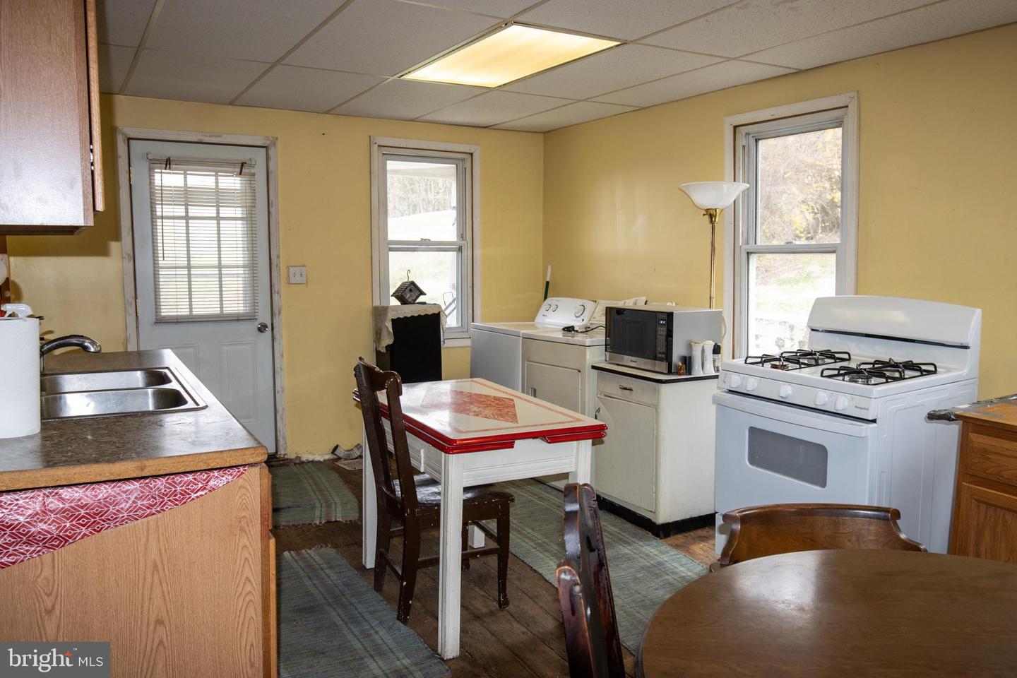 365 Phineyville Rd Property Photo 10