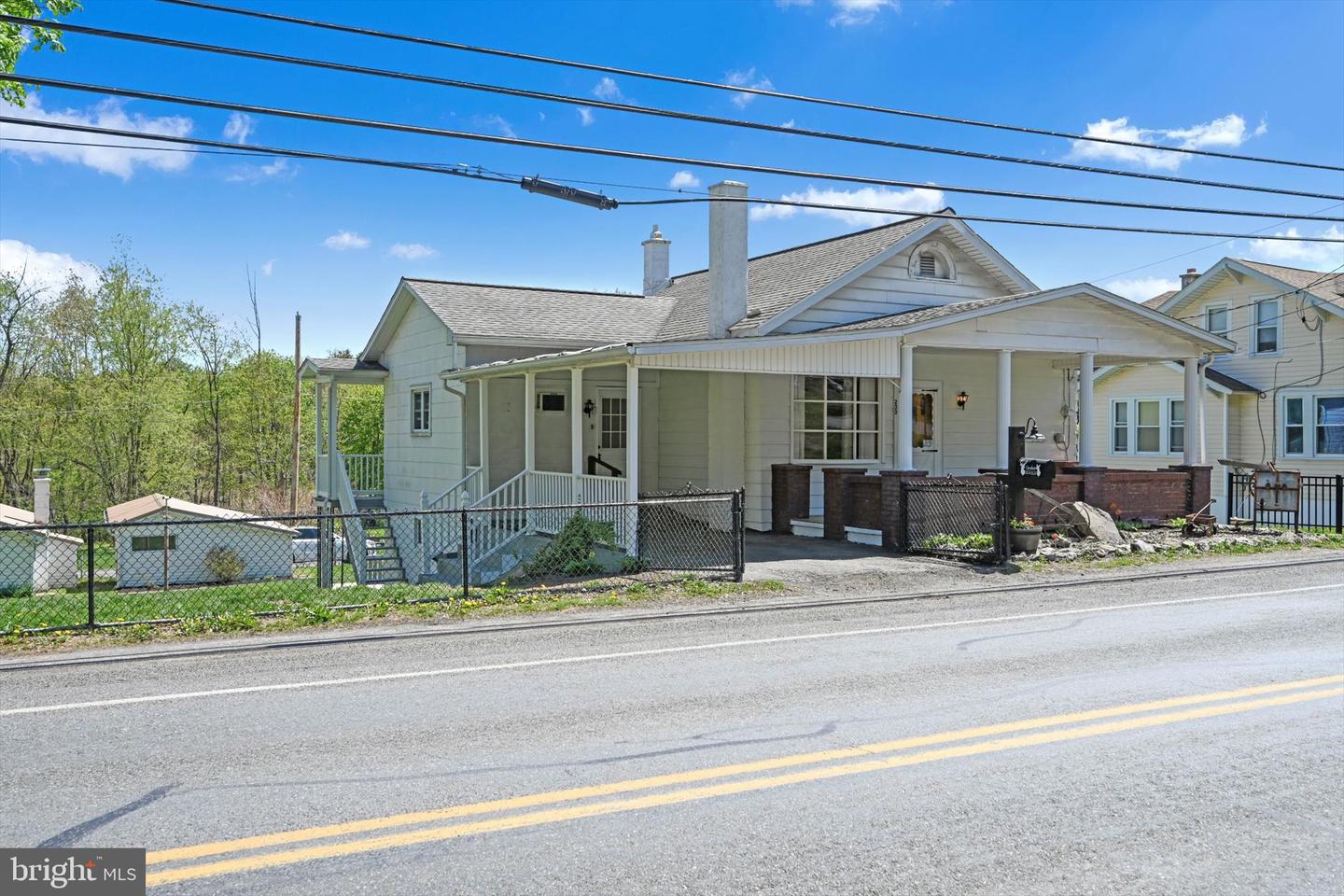 200 Lavelle Rd Property Photo