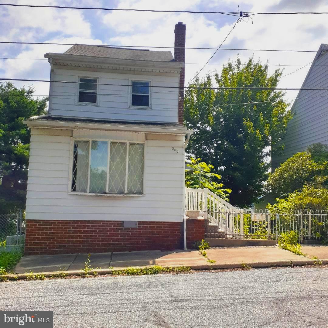 309 Chestnut St Property Photo 1