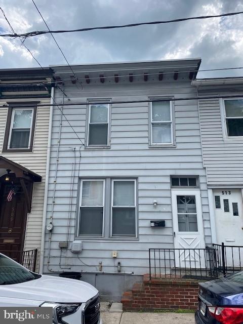 511 W Arch St Property Photo 1