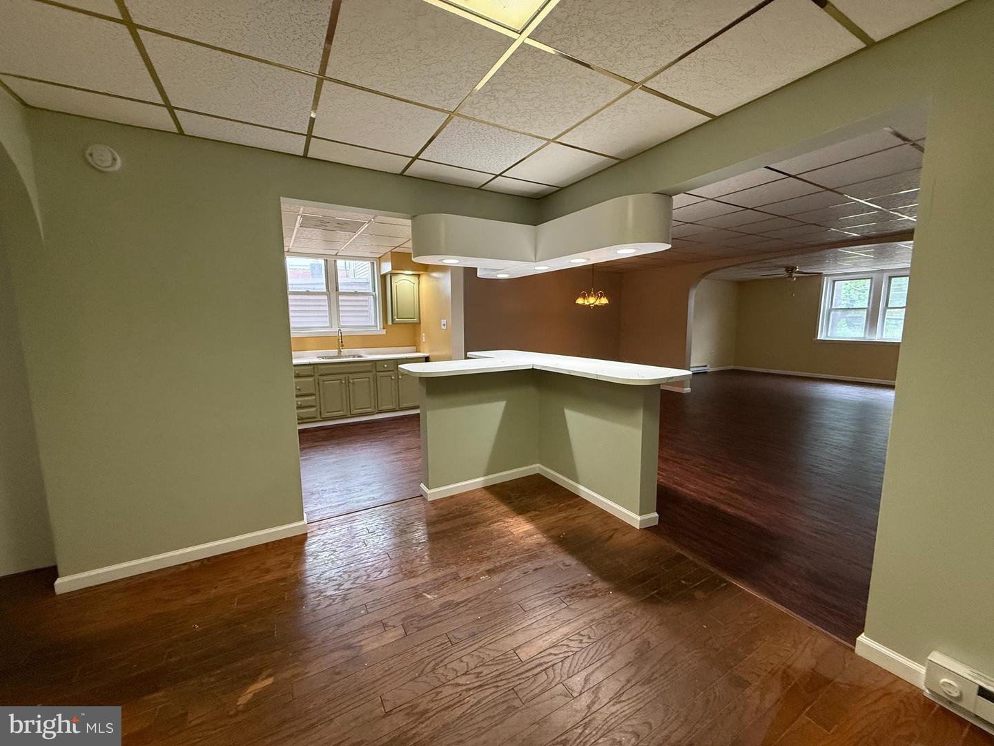 132 E Main St #apt 2 Property Photo 4