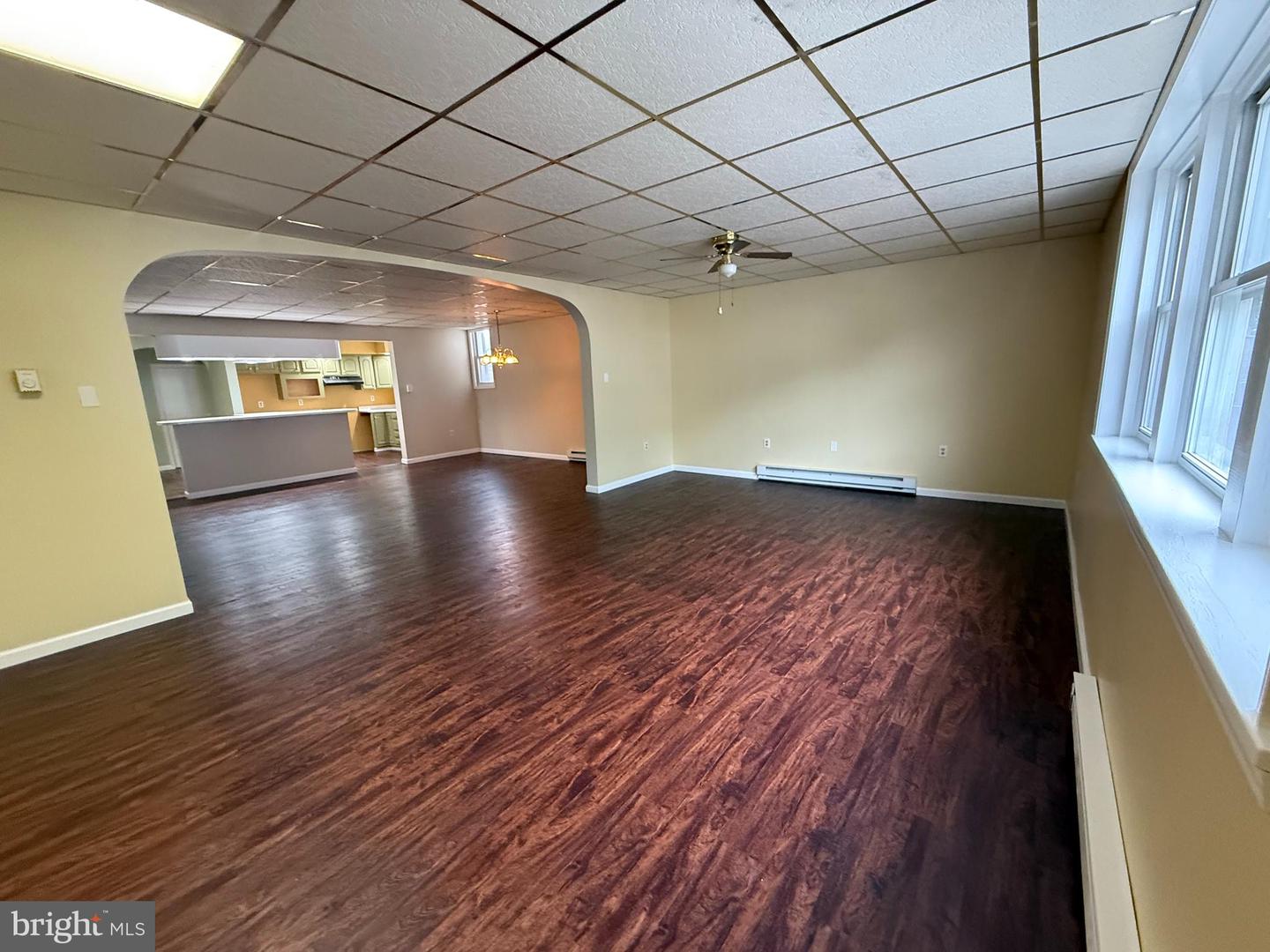 132 E Main St #apt 2 Property Photo 7