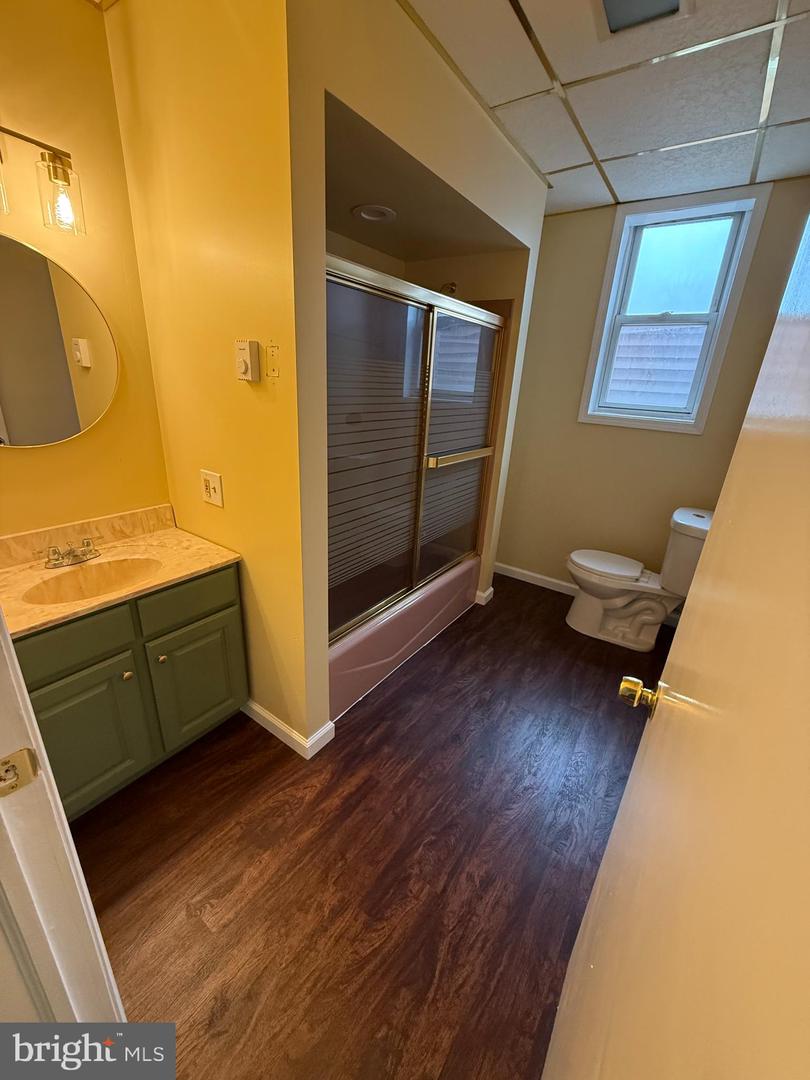 132 E Main St #apt 2 Property Photo 14